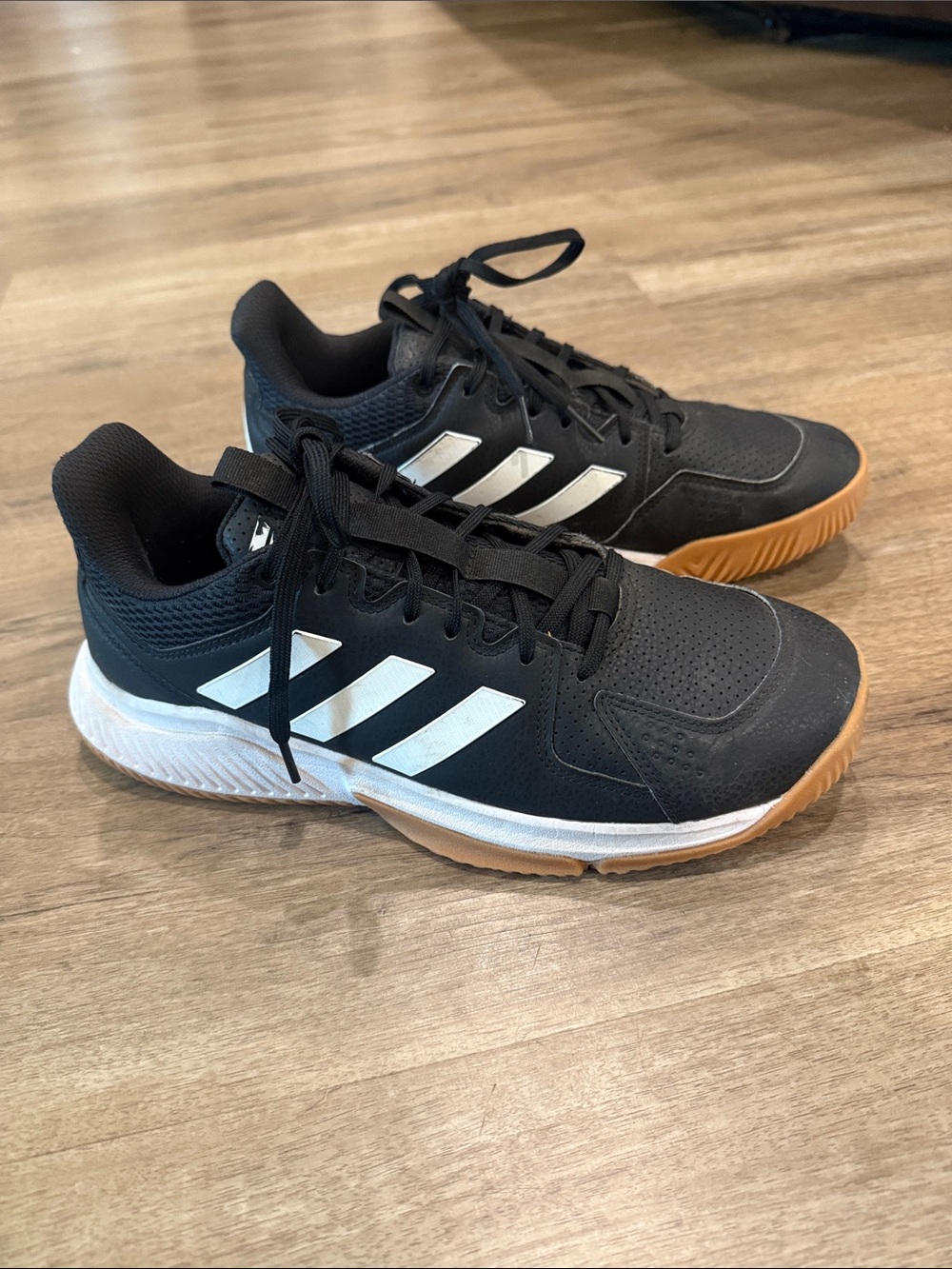 Women’s Adidas Court Flight Bounce
